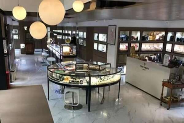 伊犁特克斯县寄卖奢侈品店